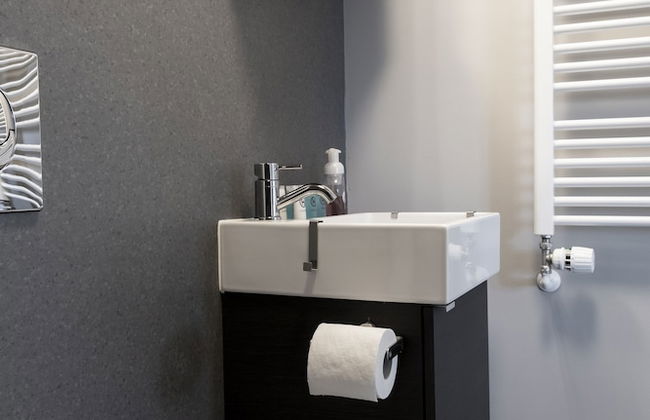 Keflavik's Ray of sunshine Hafnargata - Foto 20