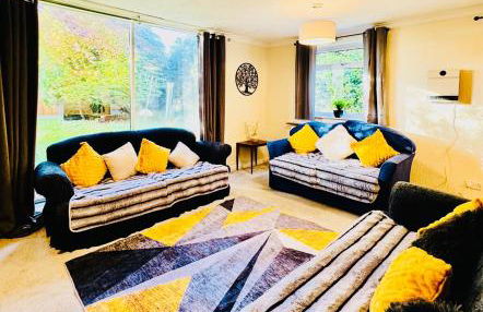 Beautiful and Spacious 4 Bed Room House In Coleshill-NEC - Foto 21