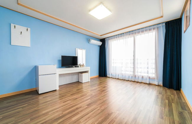 Elmar Condotel - Photo 3