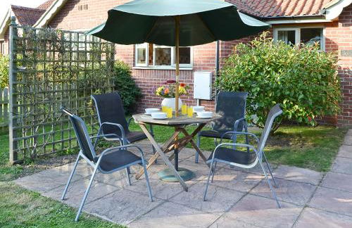 Lily Broad Cottage - Foto 14