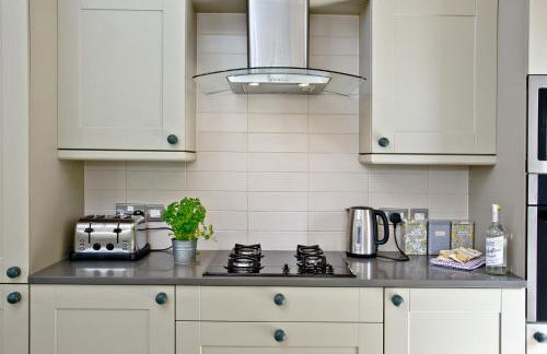 The Retreat, Strawberryfield Park - Photo 14