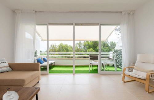 Moderno apartamento totalmente reformado con vistas al mar - Foto 8