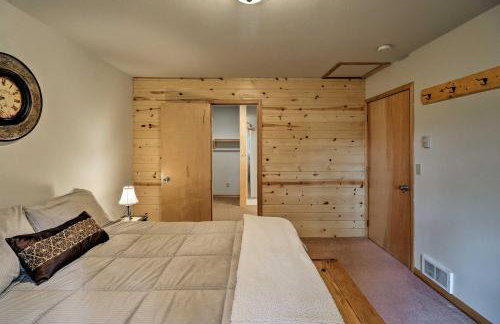 Trego Cabin with Mountain Views and Lake Access! - Foto 16