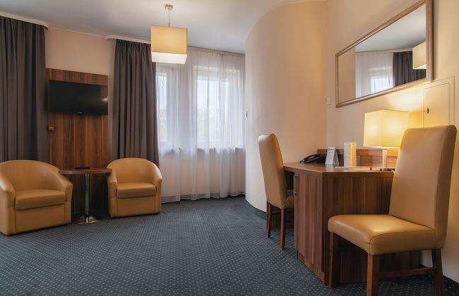 POLECZKI RESIDENCE APARTMENTS - Photo 15