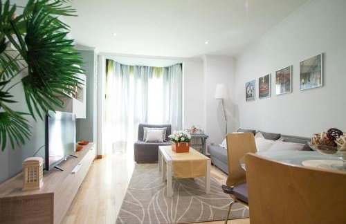 Apartamentos Adelfas - Photo 32