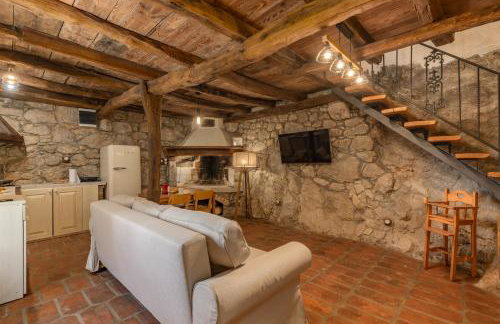 Familija Lovrinovi Retreat with Shared Pool - Foto 25