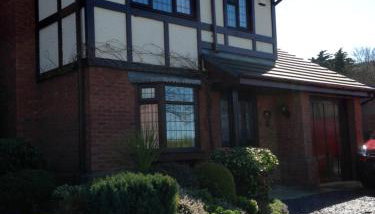 Bedroom bathroom kitchenette own entrance Conwy - Foto 2