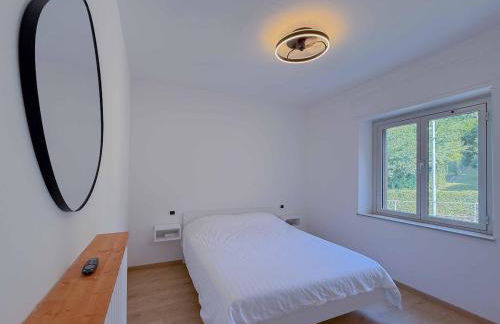 Spacious & modern, short drive to lake & mountain - Foto 17