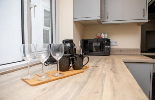 Modern Apartment Free Off Road Parking 2x Double Rooms Suite 11 - Foto 8