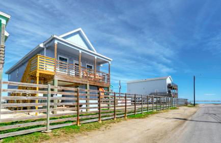 Waterfront Shared Pool w/ Bay Views, Boat Dock Oscar's Lodge by Avantstay - Foto 82