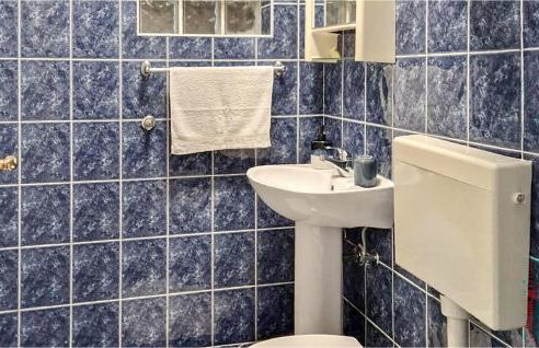 3 Bedroom Stunning Home In Karlobag - Foto 24