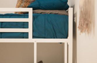 Midcentury home, private beach. large great room - Foto 34