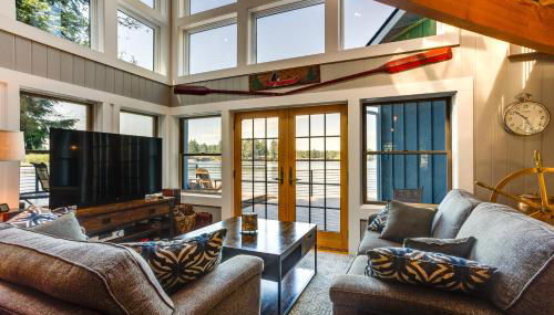 Gorgeous Long Lake Home with Dock, Kayak, SUP and More - Foto 4