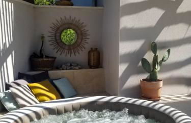 Le 180 à Balazuc - Vue exceptionnelle sur les Gorges de l'Ardèche & Jacuzzi - Foto 4