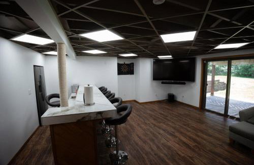 Whispering Woods Estate - Relax, Recharge, Connect - 12 wooded acres, 3 Bedrooms, 3 Baths, sleeps 10 - Foto 18