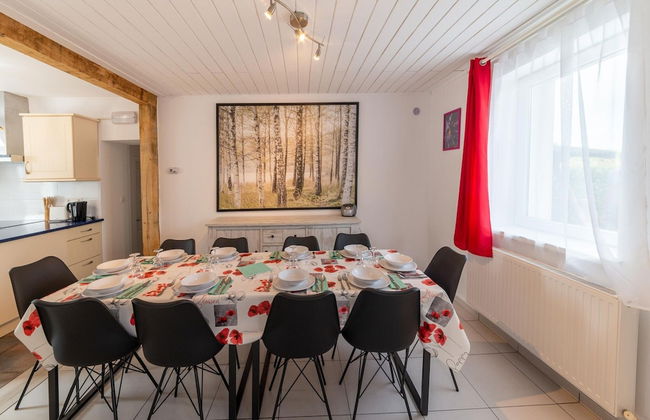 Family Villa Near Lake - Photo 25