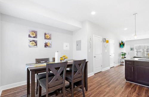 Make Lemonade in luxury w king bed and free parking plus 40 minutes to Nashville - Foto 17