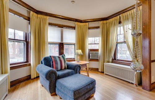 Lovely Near Loyola - Enjoy the Wonderful Outdoor Space and Sun Room - Room for the Whole Crew apts - Foto 7