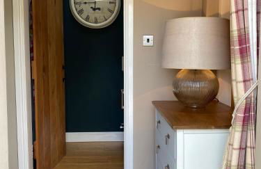 The Brosterfield Suite - Brosterfield Farm - Photo 17