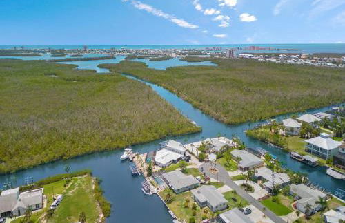 Salty Sunrise by Distinctive Beach Rentals - Foto 11