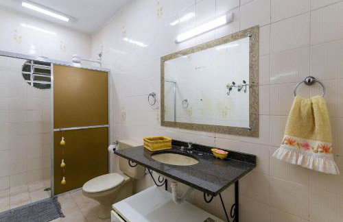 Piscina, jardim, área gourmet e vista arborizada - Foto 42