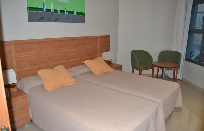 Aparthotel Bahía - Photo 12