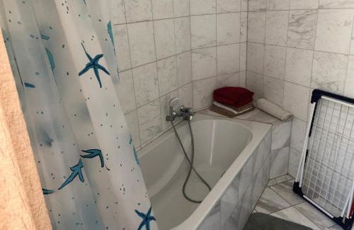 Ferienwohnung mitten in Wiesbaden - Foto 5