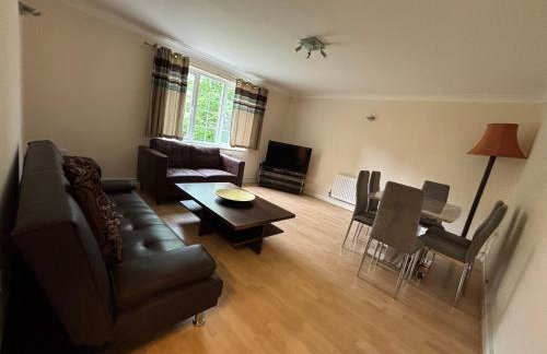 Spacious 2-Bed Family Flat in Wimbledon Near Tube - Foto 29