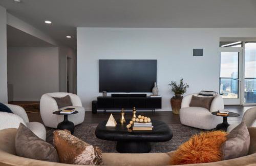 Lux Apts with Lake Views and Top Amenities - Foto 49