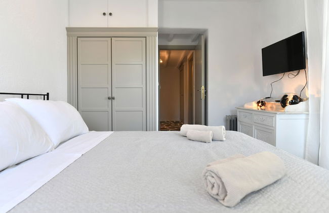 Santa Flora 3 bedroom House - Photo 9