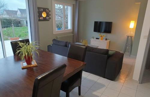 Maison chaleureuse, gîte pour famille, amis, ouvriers... - Photo 7