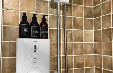 Cosy Karibu cottage with stunning canal views - Foto 5