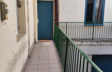 Appart chartreux baignoire massante ,à 3 minutes du centre en bus! 2 étoiles Atout France - Foto 28