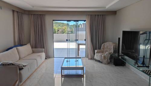 Linda cobertura no campeche próximo a praia - Foto 3