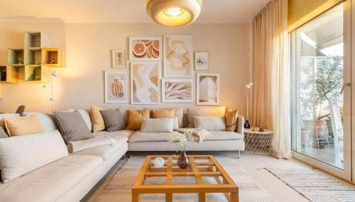 Something different in Chalkida - Photo 3