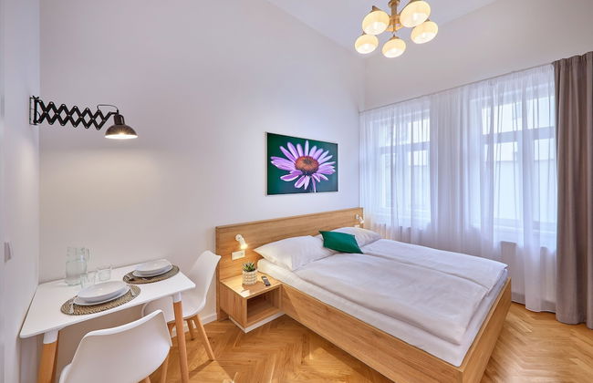 DownTown Suites Rubesova - Foto 6