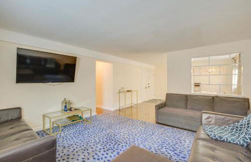 Walk to Train Convenient Skokie Condo! - Foto 1