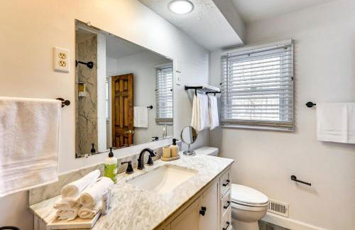 Family Fun in Scotch Plains! Home with Game Room - Foto 16