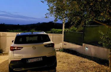 FAMILY APARTMENT ZRNKA s besplatnim parkingom - Photo 42