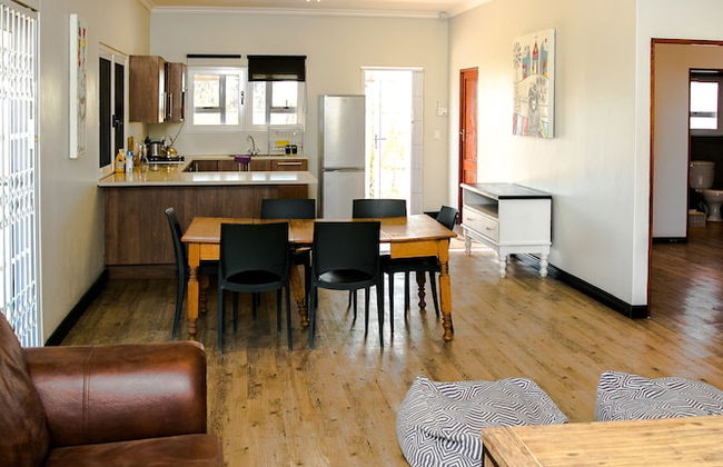 Village Lodge Paarl - Photo 20