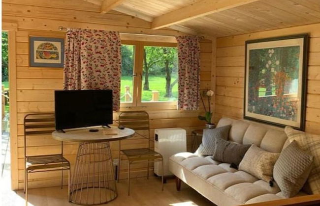 Truly Kentish Holiday Lets - Photo 37