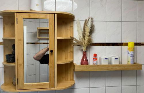 Best-Preis Ferienwohnung mit Netflix, Self-Check-In, eBike Ladestation im Fahrradraum, WLAN - direkt am Elberadweg im Herzen von Wittenberge - Foto 12