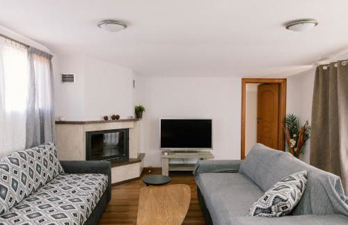 Ste's house at Macedonia Airport - Photo 42