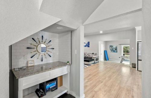 Gorgeous 6BR Sleeps 18 w Hot Tub - Foto 25