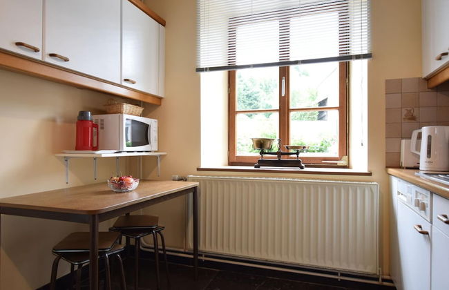 Cozy Weris Cottage Retreat - Photo 5