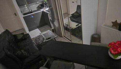 Mulberry Suites - Photo 4