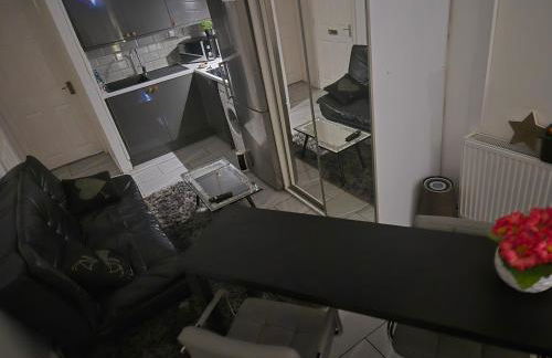 Mulberry Suites - Photo 4