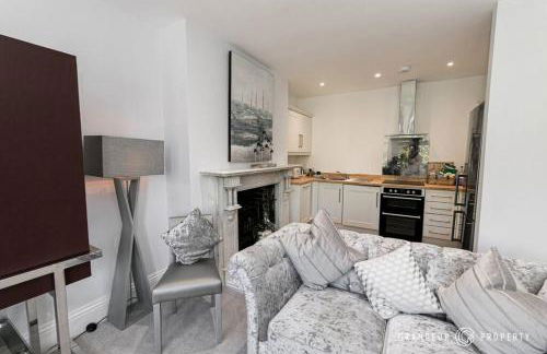 Central Park Suite by Grandeur Property - Photo 12