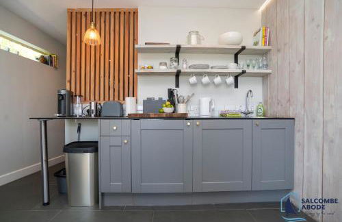 The Hideout-Boutique Cabin, Estuary View & Parking - Foto 9