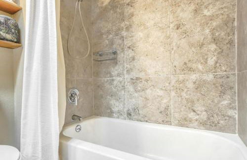 5 minutes to downtown and just minutes to military and hospitals - Foto 27